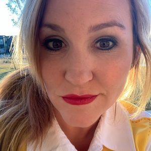 Meet your Posher, Paula